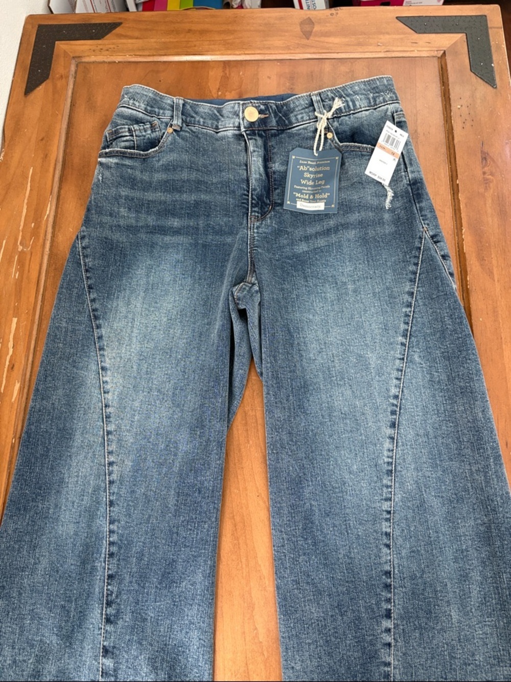Democracy NWT AbSolution Skirise Wide Leg Distressed Blue Jeans Size 12 - Picture 2 of 16